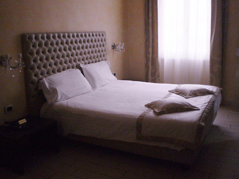 Best Western Plus Royal Superga Hotel Кунео Экстерьер фото