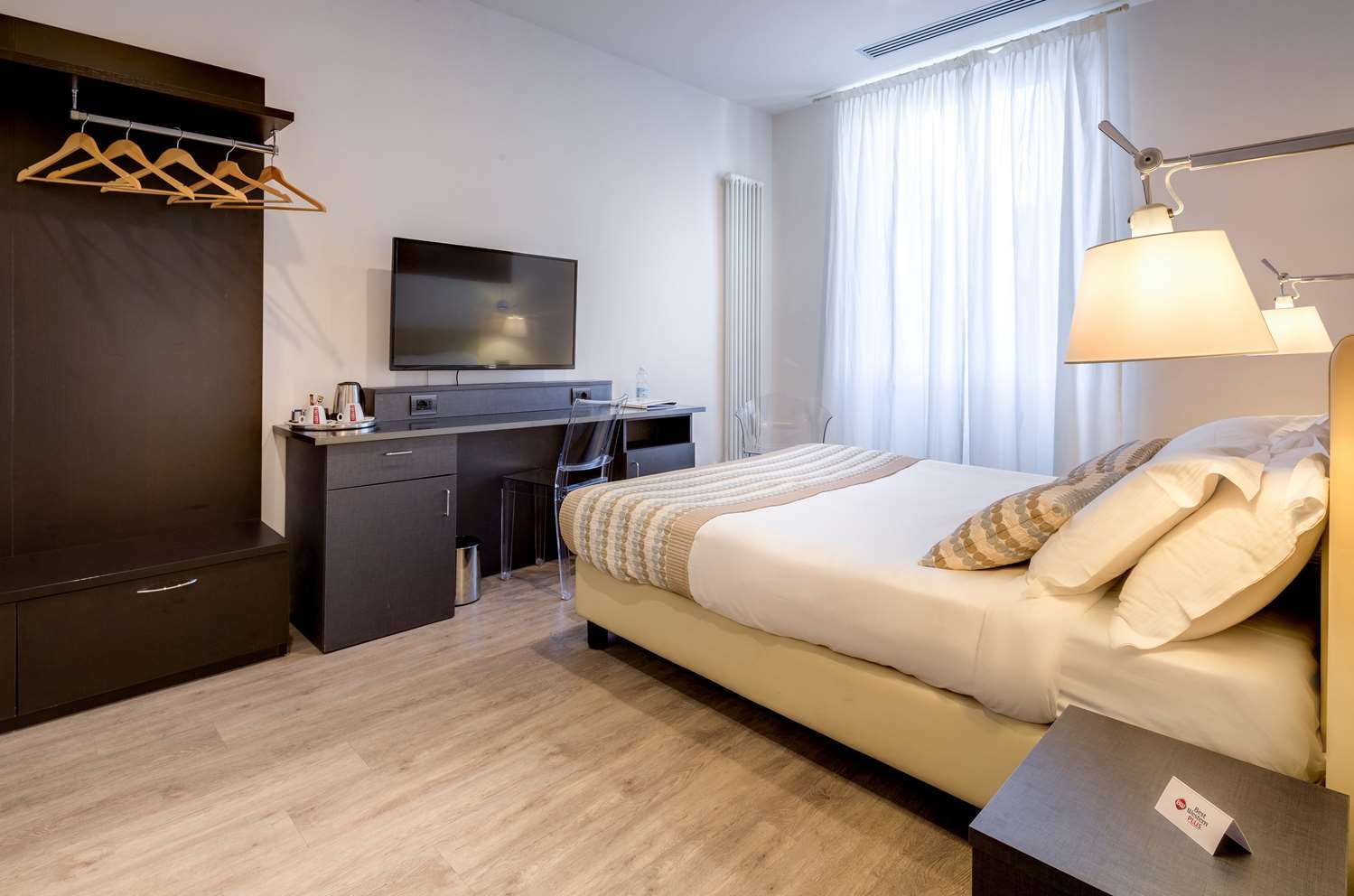 Best Western Plus Royal Superga Hotel Кунео Экстерьер фото